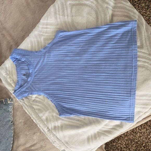 Tank - Picture 3 of 6